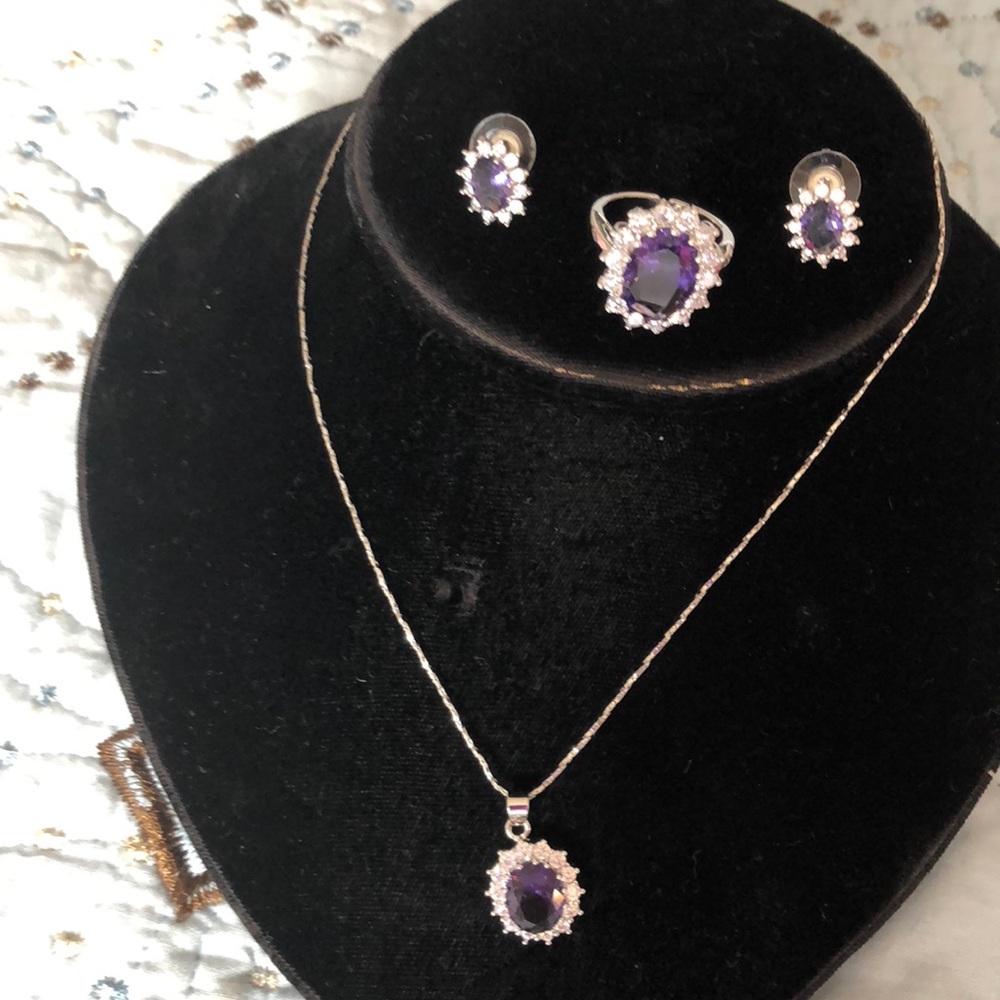 Gorgeous Necklace, ring, earrings